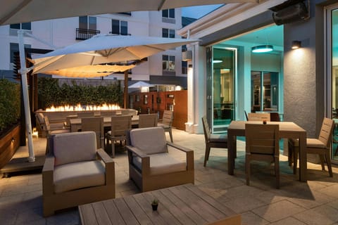 Aloft Mountain View Hotel in Mountain View