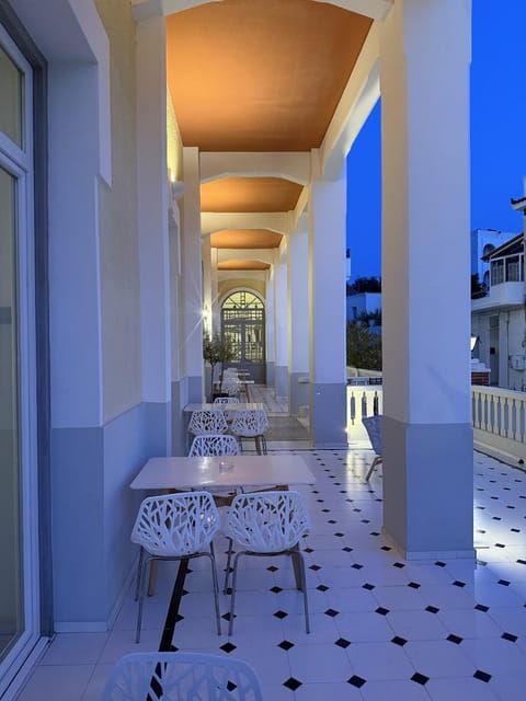 Bar/lounge