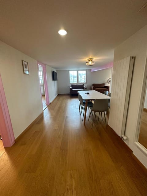 HITrental Limmatquai Apartment Hotel in Zurich City