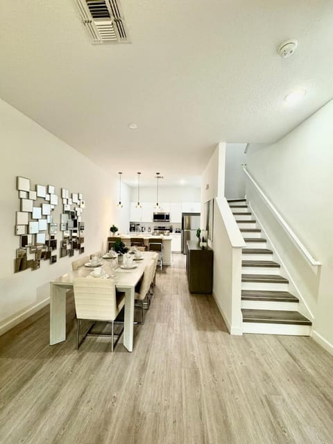 The Sapphire Retreat near Disney Hotel in Loughman