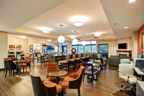 Hampton Inn Scranton at Montage Mountain Hotel in Scranton