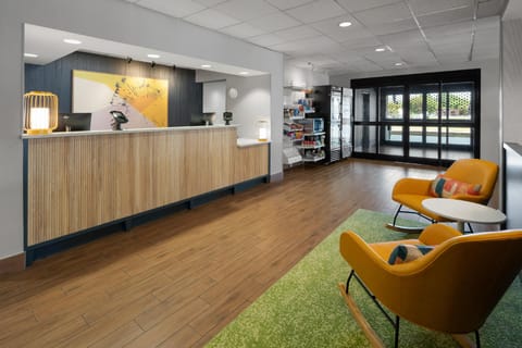 Spark by Hilton Decatur Hotel in Decatur