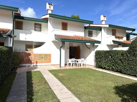 Nice two-storey flat Resort in Bibione