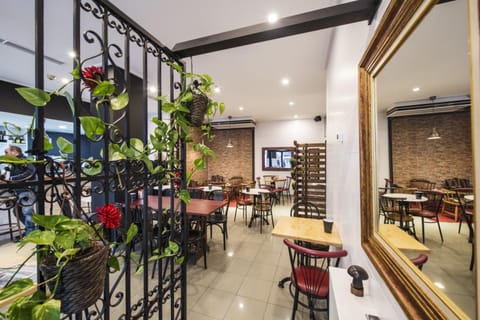 Bar/lounge