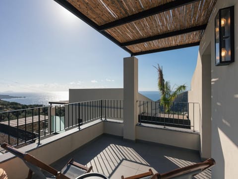 Villa in Souda with Private Pool  Beach Access Resort in Crete