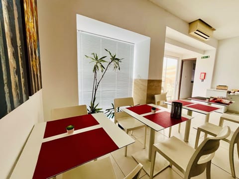 8 Villa Bed and Breakfast in Saint Julians