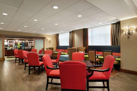 Hampton Inn Wichita Falls-Sikes Senter Mall Hotel in Wichita Falls