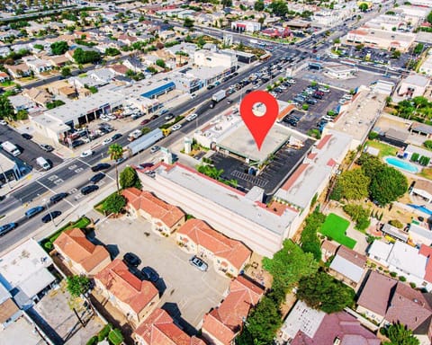 Omeo Suites Alhambra Hotel in Alhambra