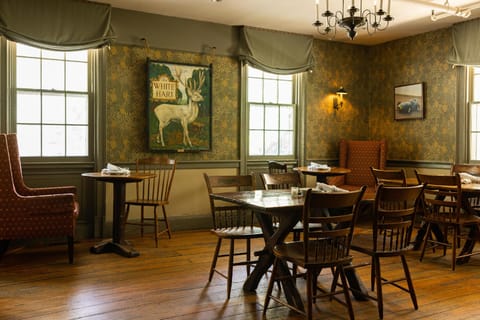 The White Hart Hotel in Salisbury