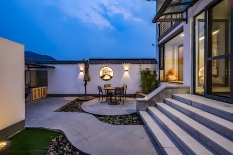 Floral Hotel·Beijing Guanshan Nuanchao Hotel (Yanqing Liuyubao Shop) Hotel in Beijing