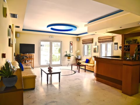 Kanakis Apartments Hotel in Crete