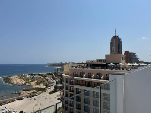 Vegas Resort Hotel in Saint Julians