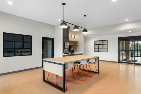 StudioRes by Marriott Jacksonville Orange Park Hotel in Jacksonville