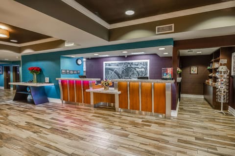 Hampton Inn San Francisco-Airport Hotel in South San Francisco
