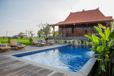 Victory Munggu Bed and Breakfast in Kediri