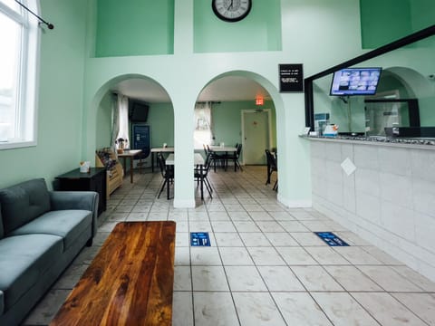 Rodeway Inn Hotel in Carrollton