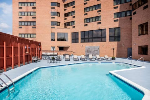 Apm Inn & Suites Hotel in Hagerstown