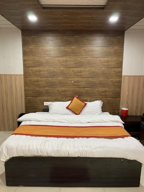 Amenity (Guest room)