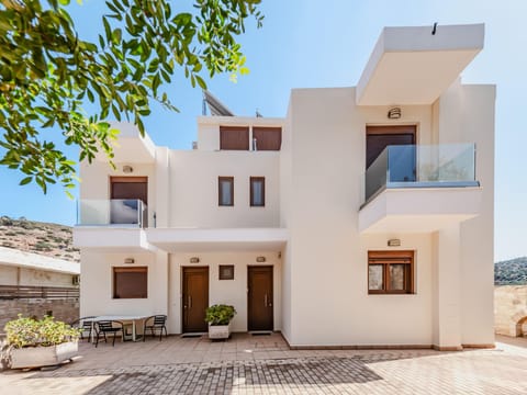 Bedroom villa near Heraklion Resort in Crete