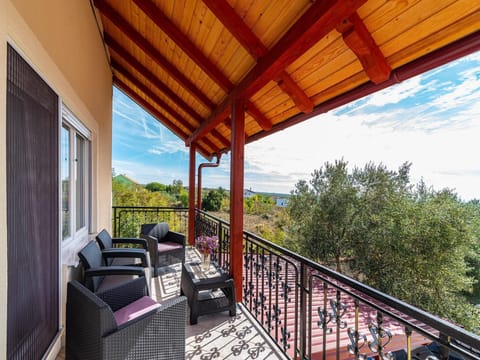 Holiday Home Villa Vesna Lux - Five Bedroom Villa with Swimming Pool Resort in Šibenik-Knin County, Croatia