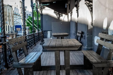 Electric Jackal Capsule hotel in Cape Town