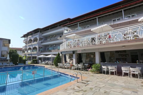 Hotel Tropical Hotel in Chaniotis