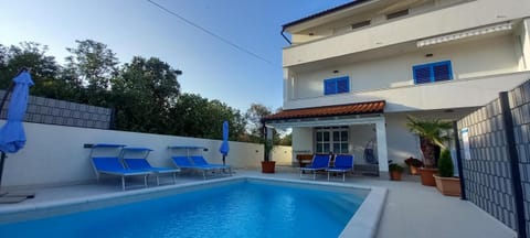 Two Bedroom Apartment With Private Pool Resort in Zadar County