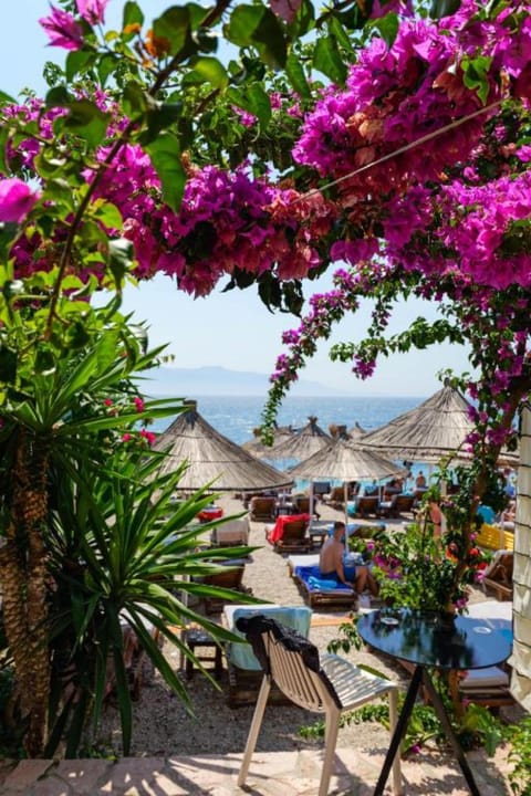 Vila Era Beach Hotel in Sarandë