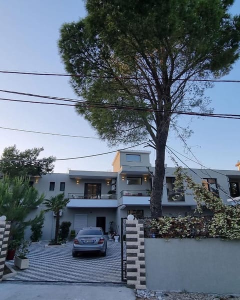 Hotel Celaj Hotel in Vlorë