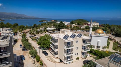 Golden Hotel Hotel in Ksamil