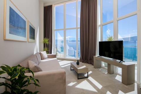 Toto Hotel & Apartments Hotel in Vlorë