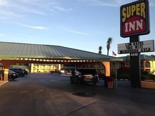 Super 8 by Wyndham Pensacola NAS Area Hotel in Bellview