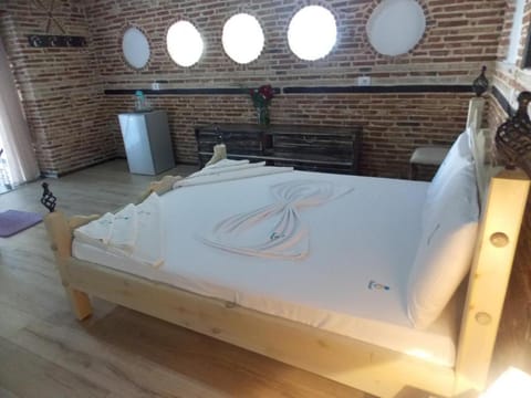 Sunset Suites Hotel in Sarandë