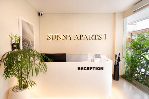 Sunny Aparts 1 by Betterplace Hotel in North Kuta