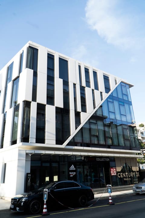 Center Hotel Hotel in Sarandë