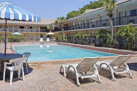 University Inn Hotel in Gainesville
