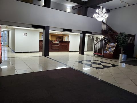 Royal Inn Hotel Hotel in Pike Township