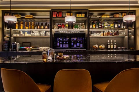 Bar/lounge