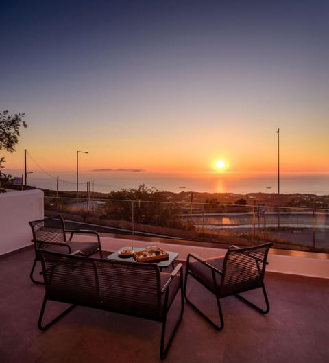 Casa della Liberta Firostefani Hotel in Thera