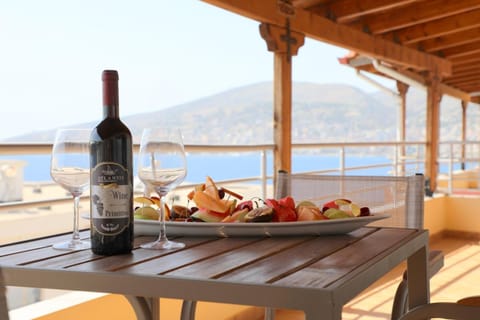 Atlantis Hotel & Apartments Hotel in Ksamil