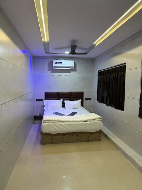 Amenity (Guest room)