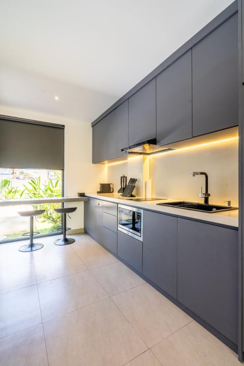 The R Apartments Pererenan Hotel in North Kuta