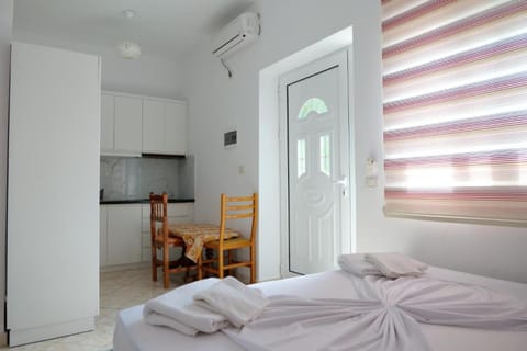 Vila Baka Apartment hotel in Ksamil