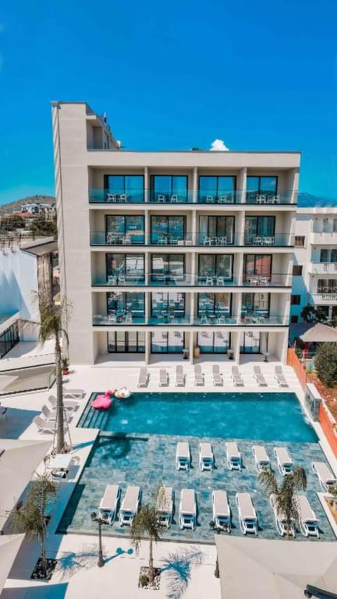 Central Park Premium Hotel Hotel in Ksamil