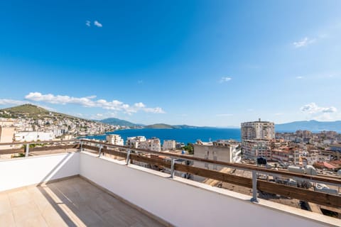 Lazy Roo Hostel Saranda Hostel in Sarandë