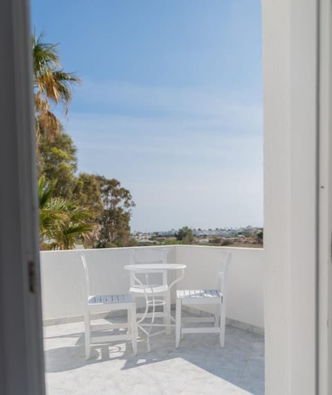 Noème Santorini  Hotel in Perissa