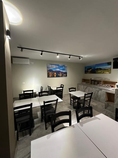 Hotel HER Hotel in Vlorë