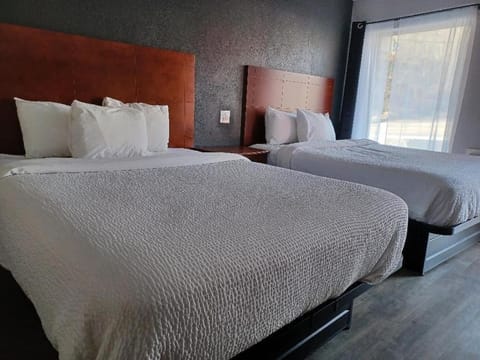 Mountain Inn Gatlinburg Inn in Gatlinburg