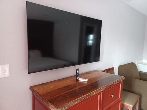 Mountain Inn Gatlinburg Inn in Gatlinburg