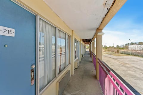 Luxury Inn By Hotel O Hattiesburg, MS Hotel in Hattiesburg